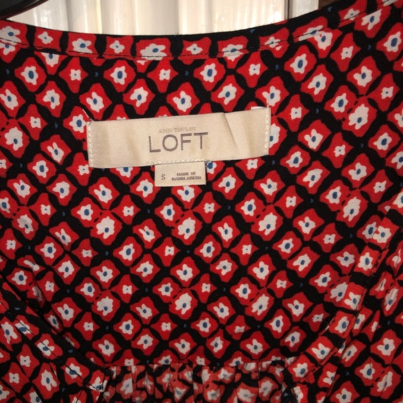 Loft Top - Picture 2 of 4